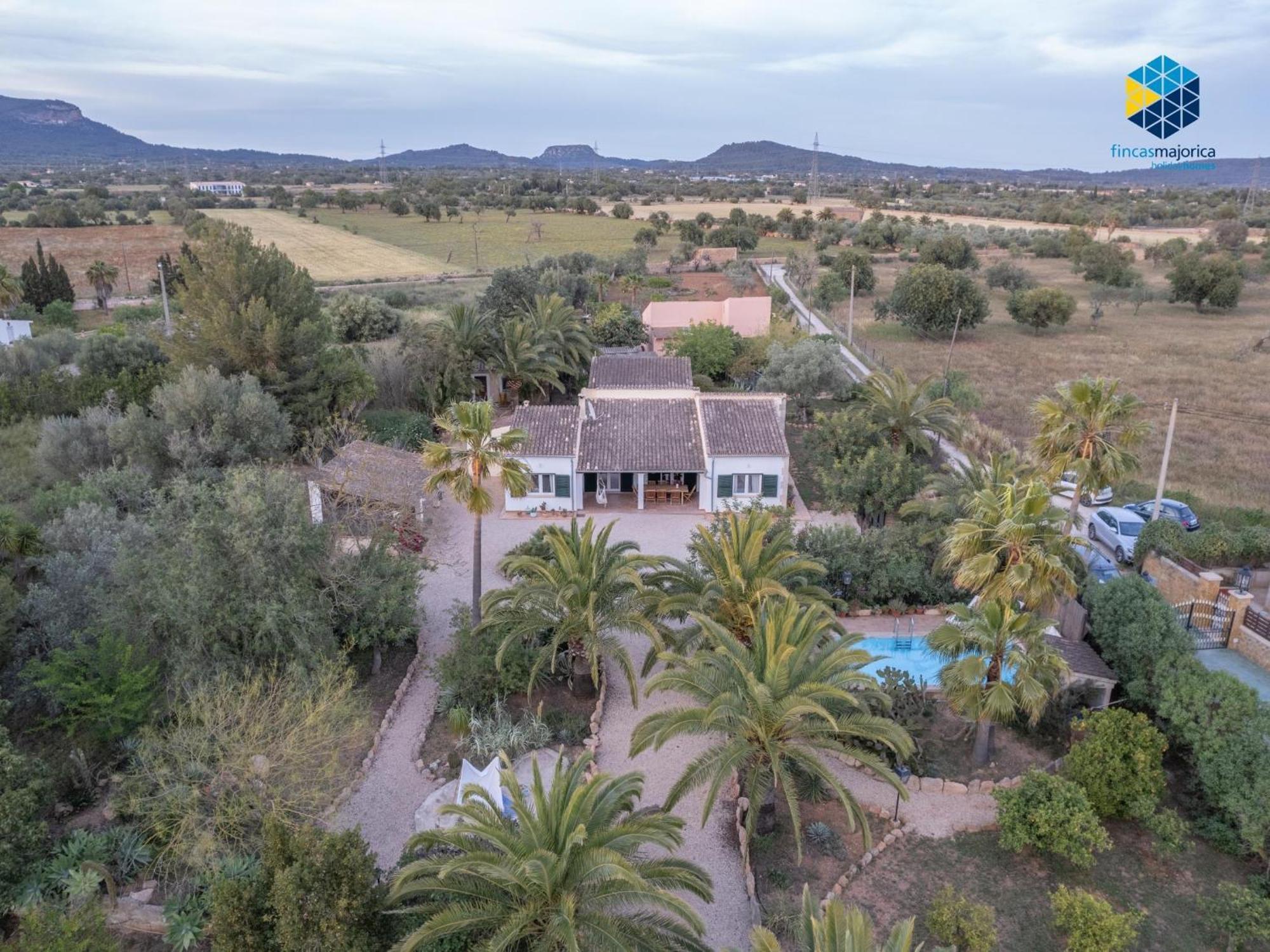 Finca Timanfaya Villa Llucmajor  Exterior photo